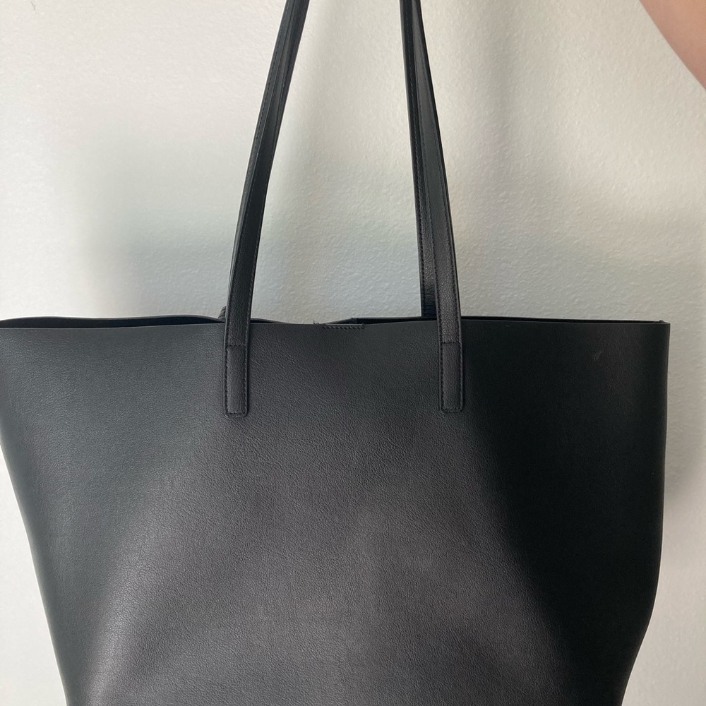 Saint Laurent Black Leather Shopper Tote LIKE NEW